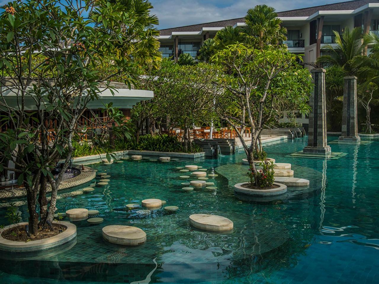 & At Sofitel Bali Villa Nusa Dua (Bali)